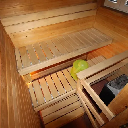 Majoitusykkoenen Apartment Raahe