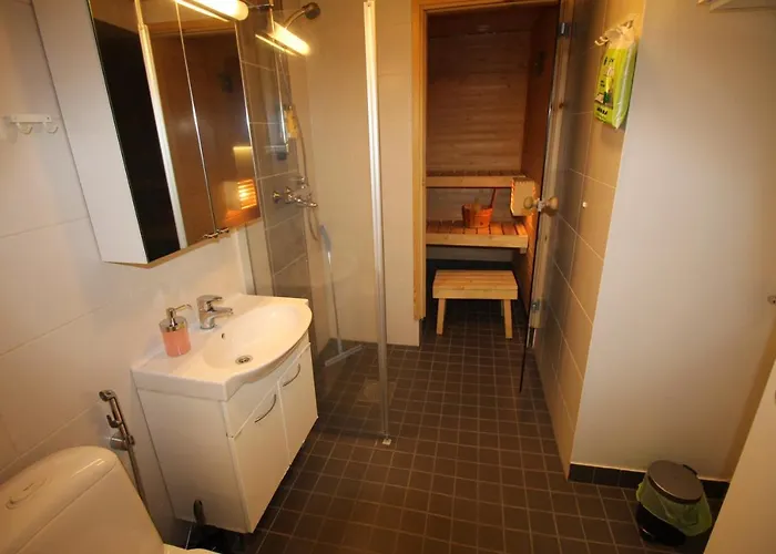 Majoitusykkoenen Appartamento Raahe